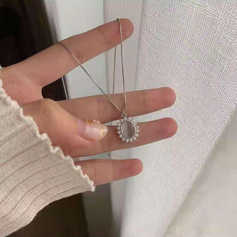 2023 nydesignet Angel Wing Heart Bow Anheng Halskjede Crystal Gem Zircon Chain Choker for kvinner Smykker tilbehør