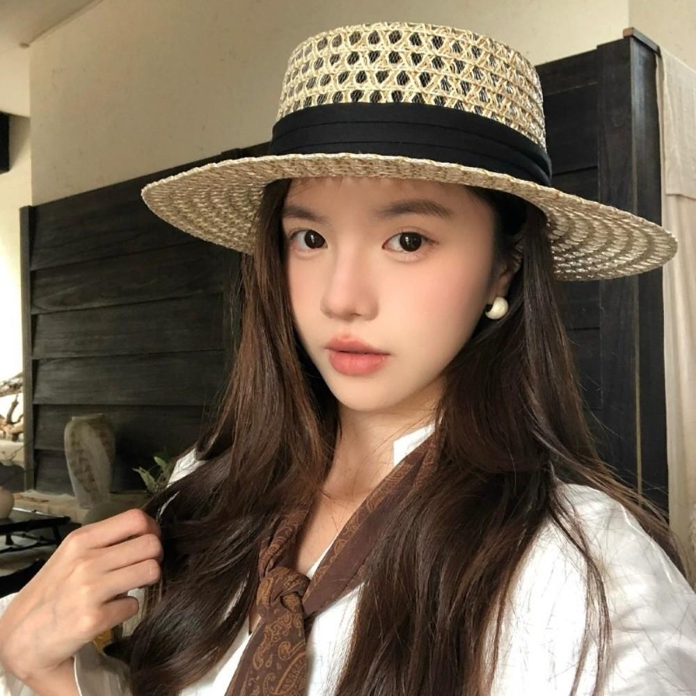 Wide Brim Straw Hat UV Protection Beach Hats French Flat Top Hat for Women