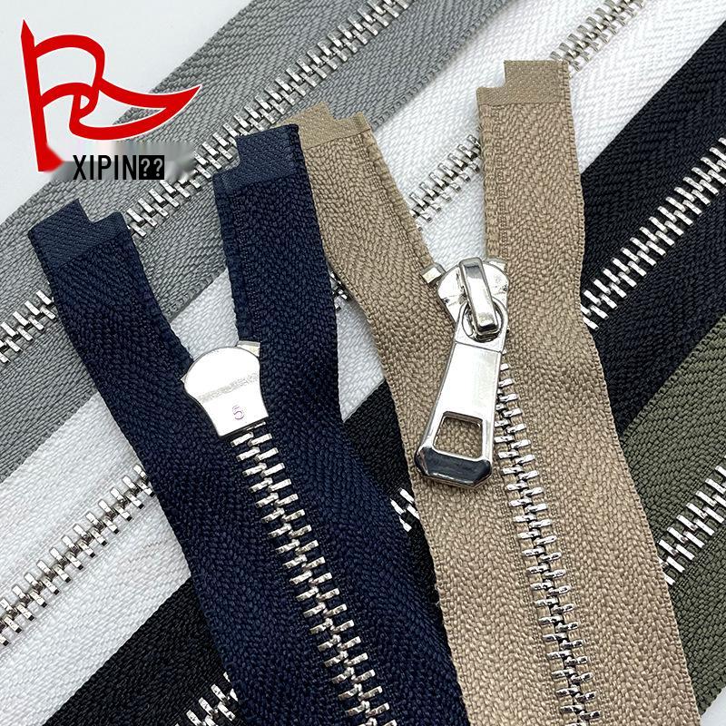 No. 5 Metal Open-End Self-Locking Zipper for Clothing, Leather Goods, Bags, and Jackets.