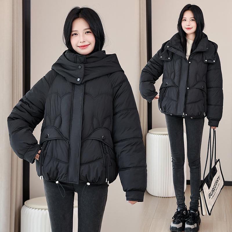 Warm cotton jacket women's short 2025 winter new design pockets loose plus size thickened padded jacket hooded jacket