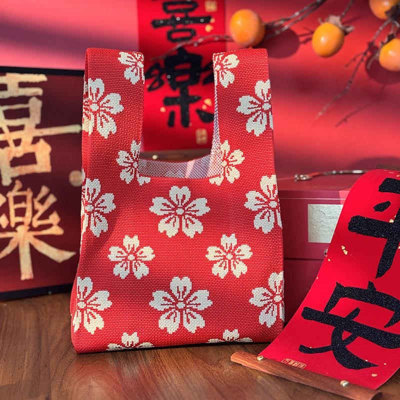 2026 Jahr des Pferdes Cartoon Maskottchen Pony Gestrickte Geschenktasche Handheld Süßigkeitentasche Mini Knoten Handgelenktasche Niedliche Tragetasche Wiederverwendbare Einkaufstaschen