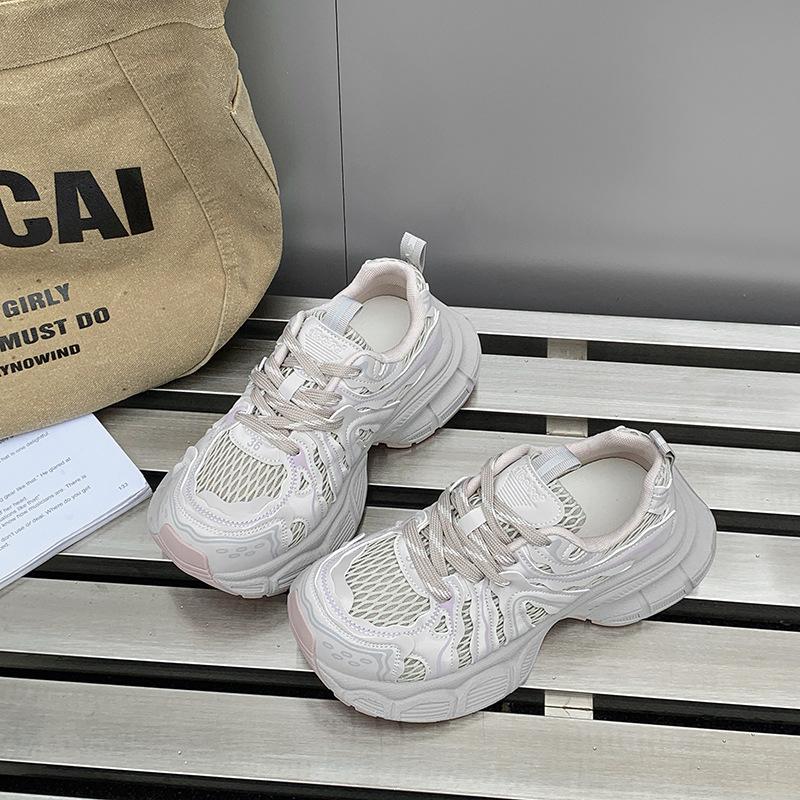 

Европейские кроссовки на толстой подошве для женщин, весна-лето 2025, сетчатые, дышащие и универсальные, трендовые маленькие повседневные спортивные туфли 40 розовый