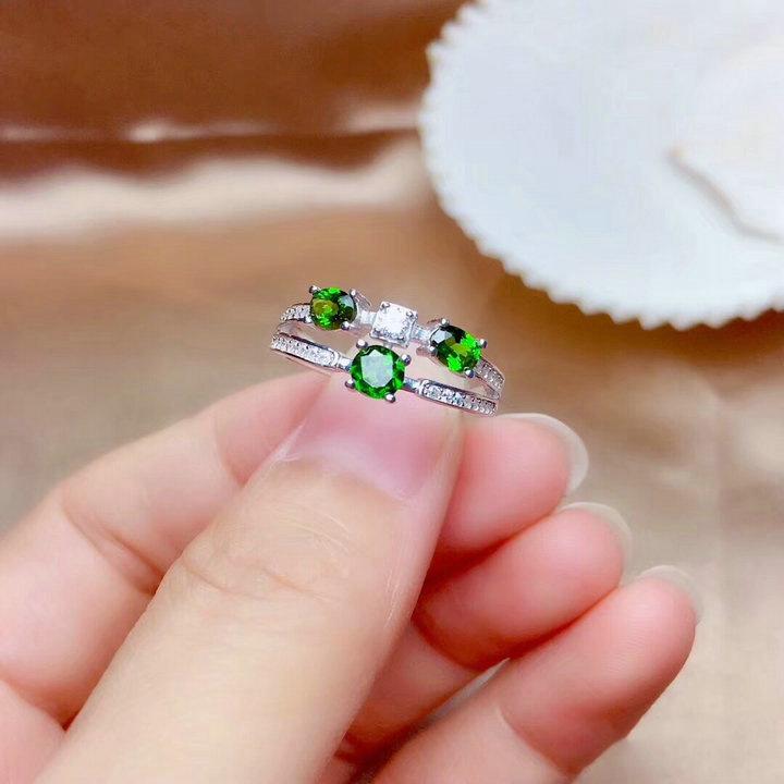 Exquisite Full Diamond Pave Simulated Emerald Tourmaline Women's Open Ring - Hot Selling Influencer Jewelry