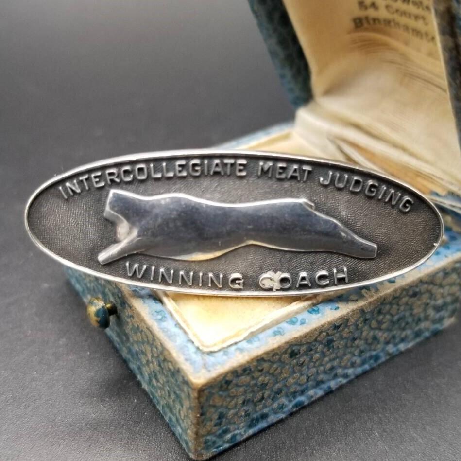 

[ИСПОЛЬЗОВАН] Balfour Intercollegiate Meat Judgeing w