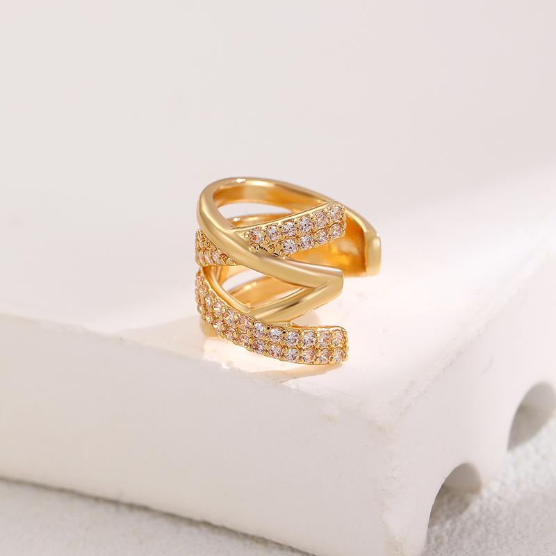 1Pcs Hollow Exquisite Zircon Ear Clip for Women Fashion No Pierced Copper Cuff Earrings Female Wedding Party Jewelry