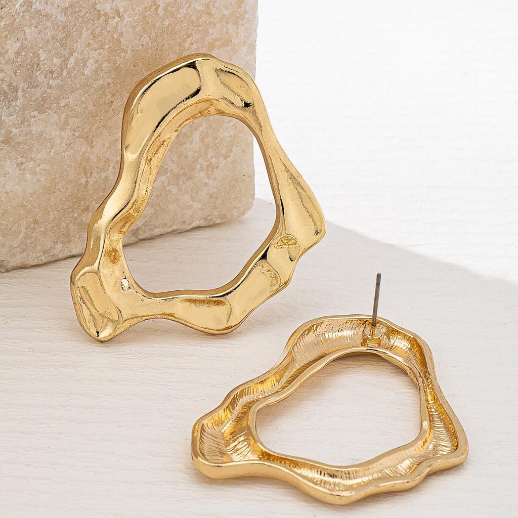 2 Paar Übertriebene Geometrische Legierung Ohrringe Damen Einfacher Mode Statement Ohrschmuck Luxuriöse Minimalistische Hängeohrstecker für Alle Altersgruppen