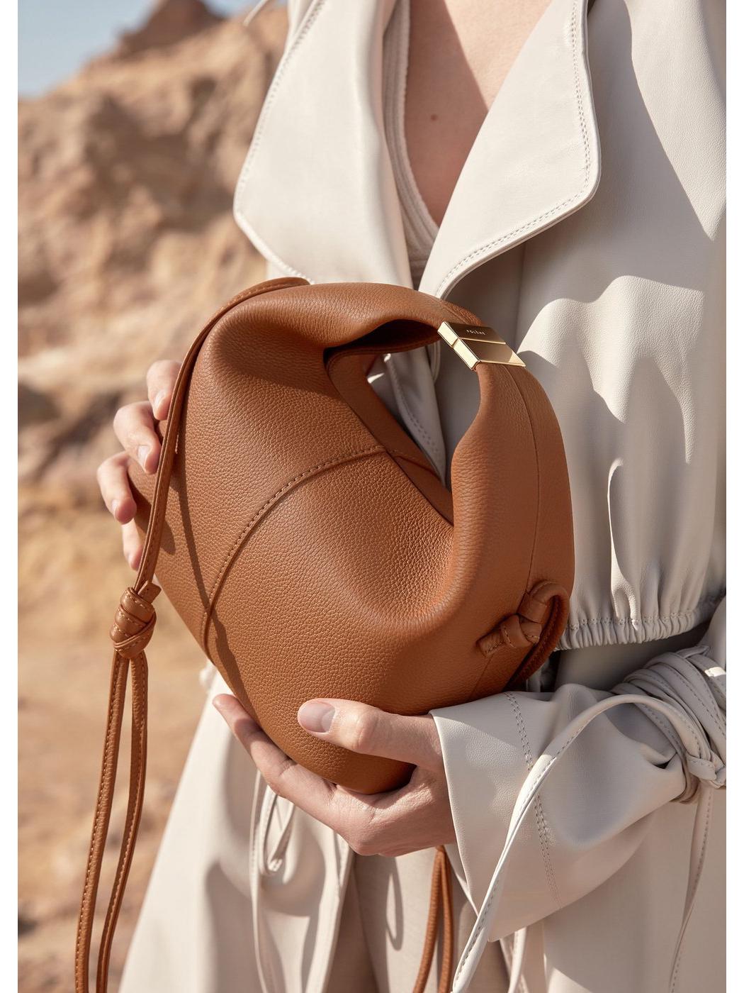 

Женская сумка-кроссбоди Number11 Dumpling - французский дизайн, фактурная коровья кожа Belt Tag + Gift Box верблюд