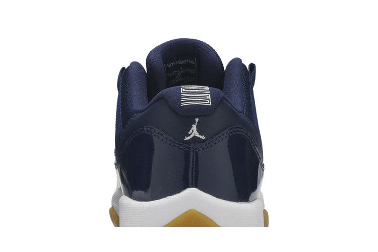 Kids' Sneakers Jordan 11 Retro Low Midnight Navy (GS) Midnight Navy/White-Light Gum Brown