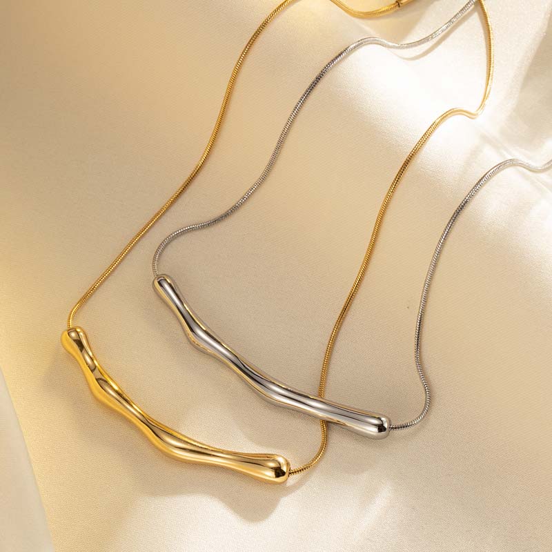 Stainless Steel Metal Irregular Wrinkled Pendant Necklace for Women Fashion Gold Color Short Clavicle Chain Necklaces Jewelry