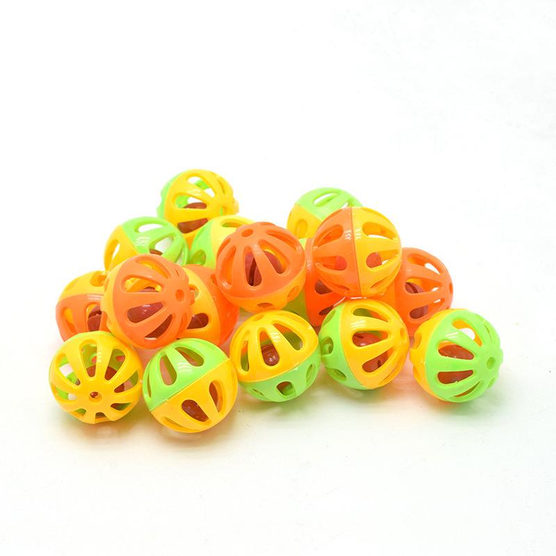 Colorful Plastic Cat Teaser Shell Toys for Kittens