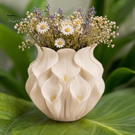 Porch Decoration Vase 3D Printed Calla Lily Relief Vase, Mini Decorative for Dried Flowers, Minimalist Matte Small Flower White Desk Decor Bookshelf