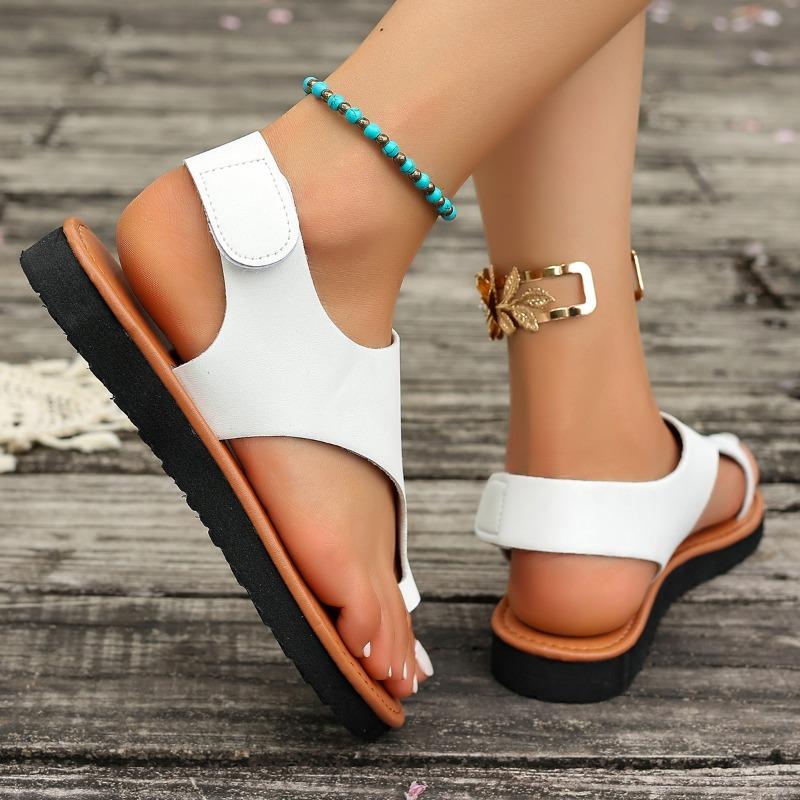 Fashion Women Flats Sandals Designer Clip Toe Shoes 2025 Trend Summer Fashion New Shallow Slides Walking Cozy Soft Zapatillas De Mujer