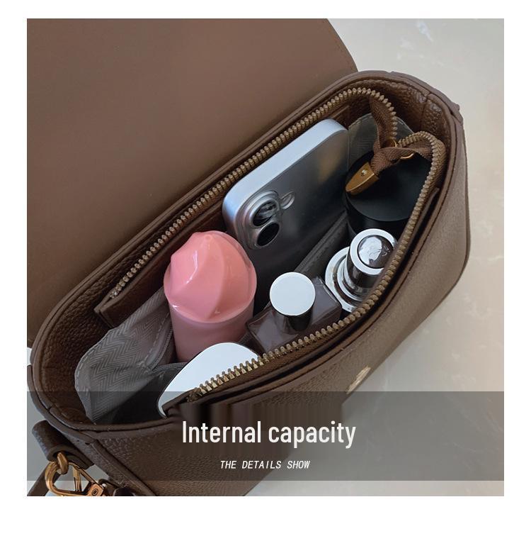 2025 Trendy Large Capacity Women's Saddle Crossbody Bag