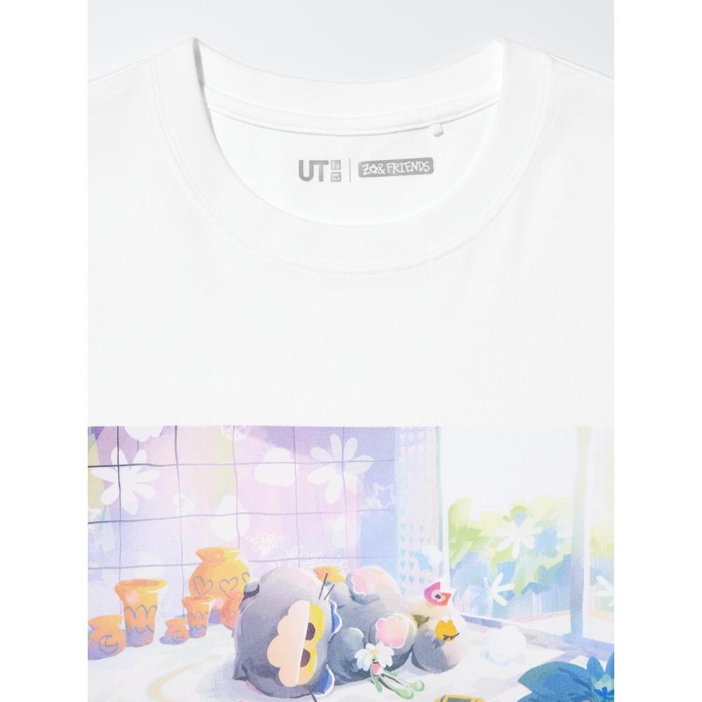 Uniqlo Zo Friends UT  GrAphic T  A