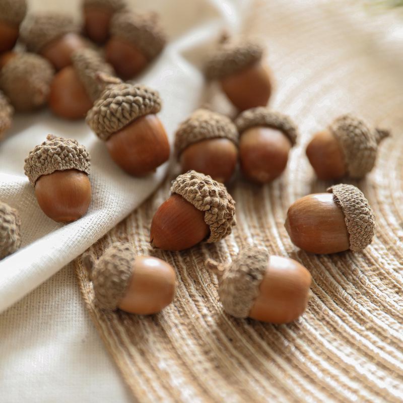 Natural Pine Cones, Logs, and Dried Fruits - Christmas Atmosphere Decoration Supplies