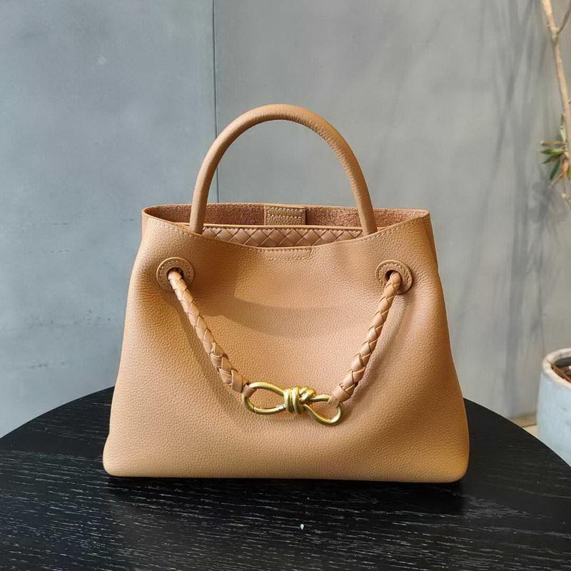 2026 Neue Leder-Damenhandtasche erste Schicht Rindsleder Retro gewebte Schmetterlingsschnalle Einzel-Schulter-Diagonal-Tasche