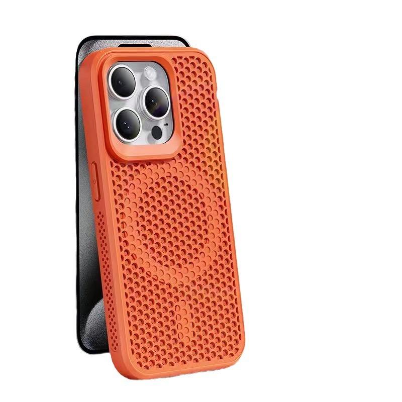 The Simple Honeycomb Mesh Is Suitable for The IPhone 15 Phone Case. 13 Breathable and Heat-dissipating 14 Magnetic Charging Hard Case