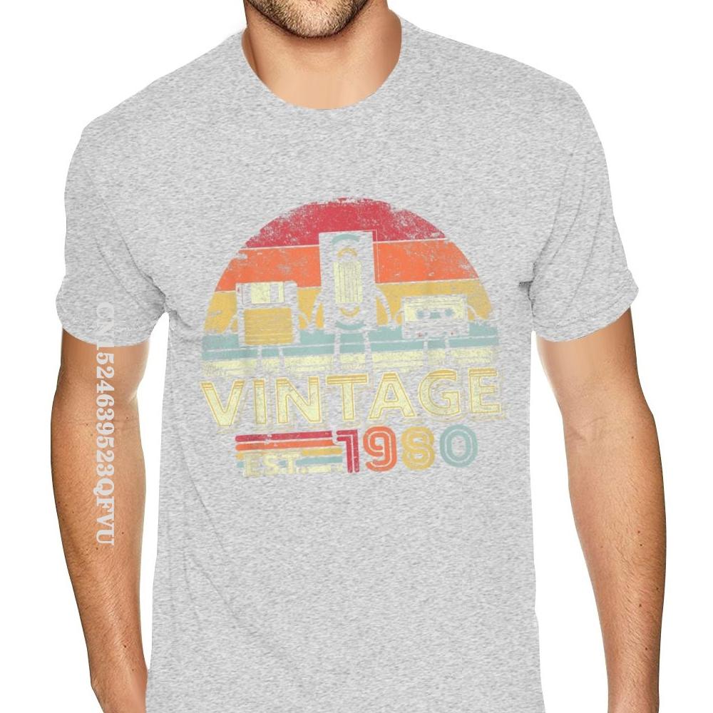 1980 Shirt Vintage 40th Birthday Gift Mens Tshirt Funny Music Tech Wholesale T-Shirt Men Plus Size Mens Plain Shirts