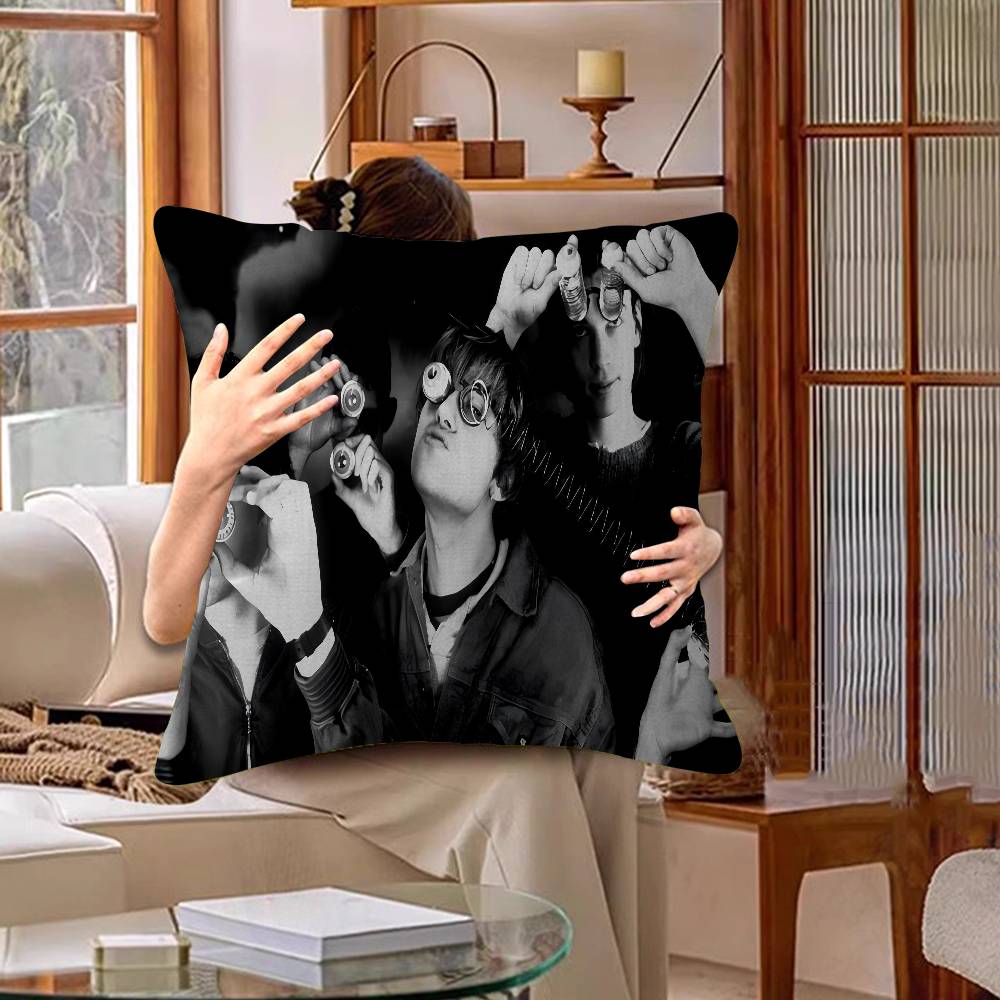 Band Musik Rapper B-Blur Vintage Pillow Gift Home Office Decoration Pillow Bedroom Sofa Car Cushion CoverPillow Case