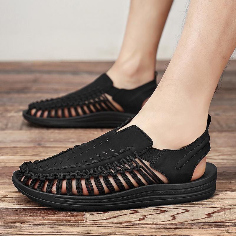 Sandals men's 2026 hollow breathable beach shoes men's woven personalized soft sole one-pedal men's shoes