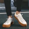 Märke 2024 Nya Herrskor Läder Lyxiga Vita Sneakers Trendiga Bekväma Casual Tjock Sula Oxford Skor Design Mockasin Herr