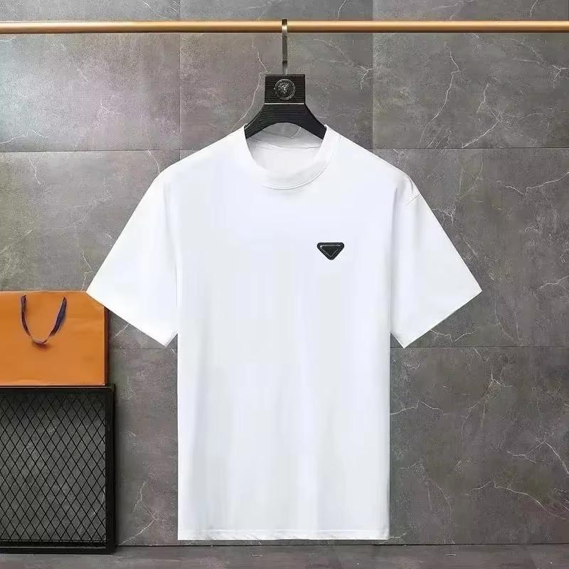 

2025 Summer Men s and Women s T-shirts with Luxurious Triangular Patterns and Loose Short-sleeved Cotton Sports Tops S