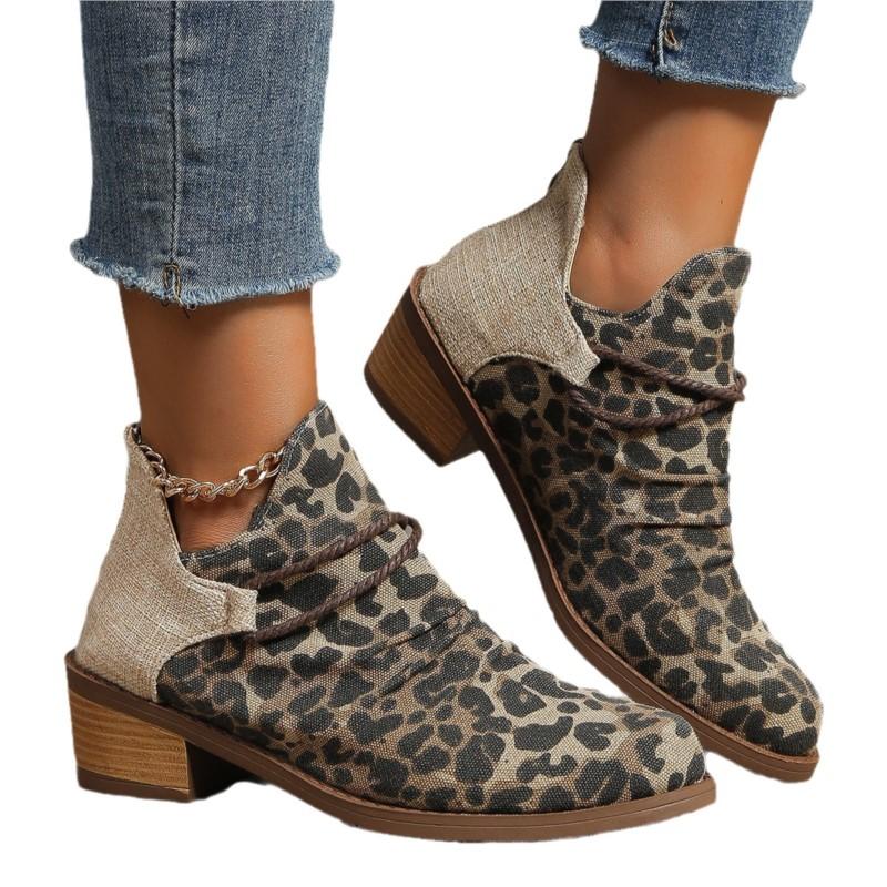 Autumn and Winter New Large Size Women's Shoes Matching Retro Style Fashion Ankle Boots C711