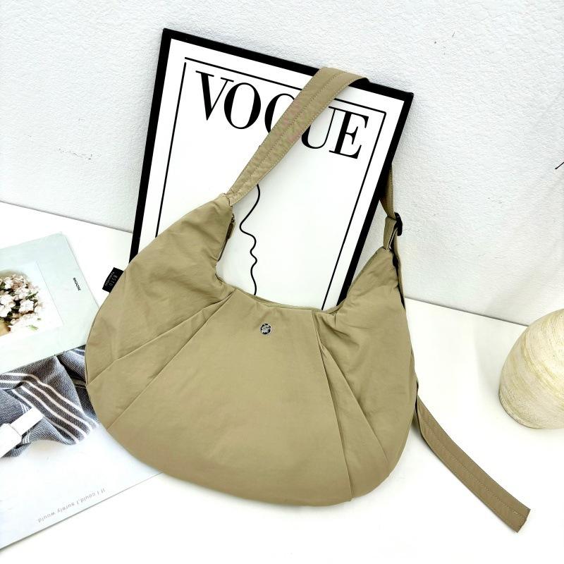 Trendy Nylon Dumpling Bag Horn Yoga Bag Women's Commuter Simple Shoulder Bag Messenger Bag Moon Bud Bag