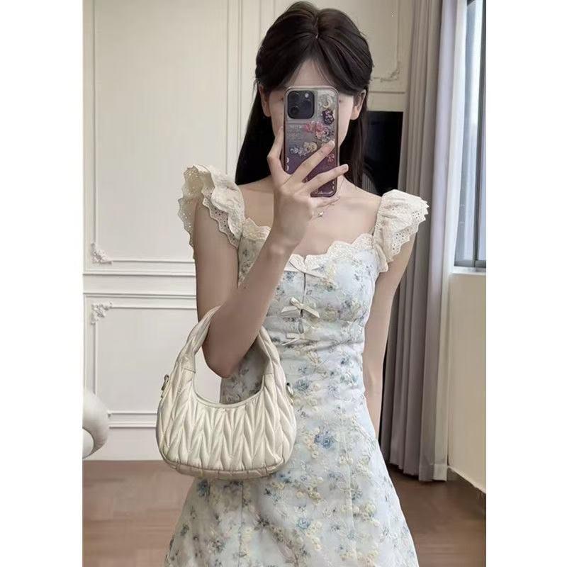 Summer Sweet Traces Temperament Thin Girl Dress Pure Desire New French Square Neck Floral Waist Skirt