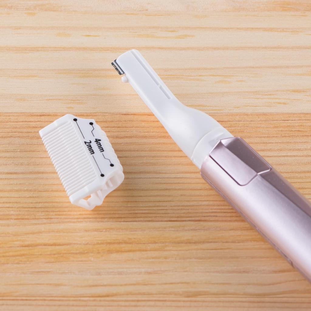 Kai KQ1802 Eyebrow Trimmer with Comb 1 Piece (for Women) (x 1)