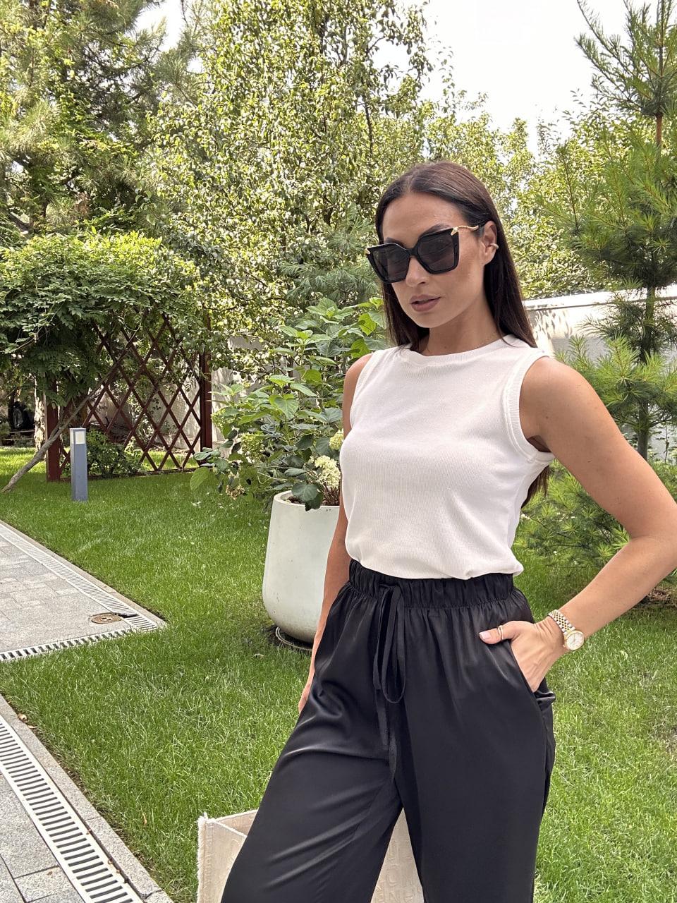 

Top PEONY No. 8 5XL White (2803243-56-58:2) 5XL білий