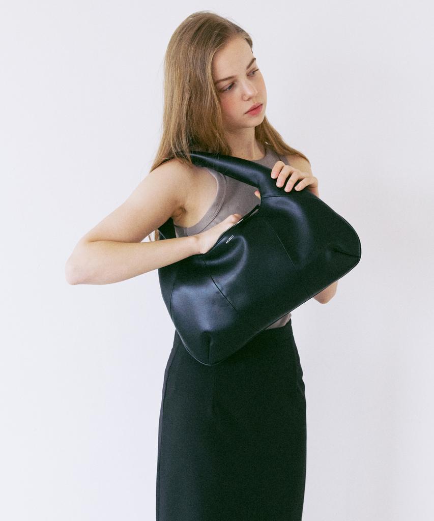 Ansouis Oasis Hobo Bag Black