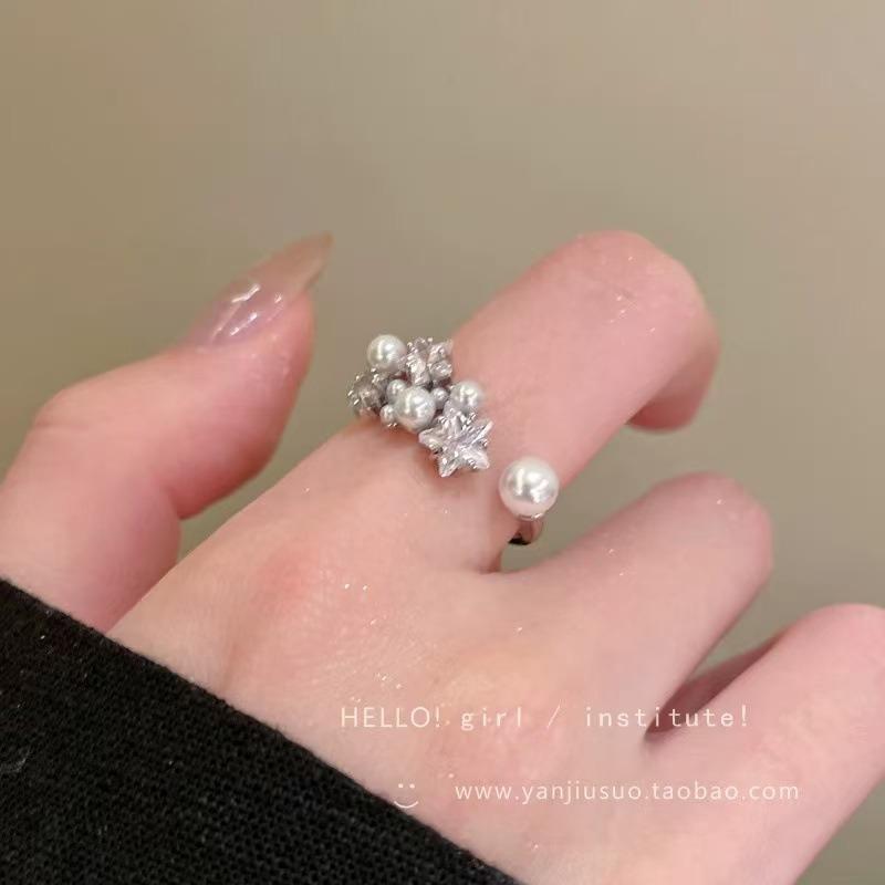 Open Ring Women's Niche Design Multi-layered Finger Ring with Index Finger Ring, Light Luxury and High-end Feel.