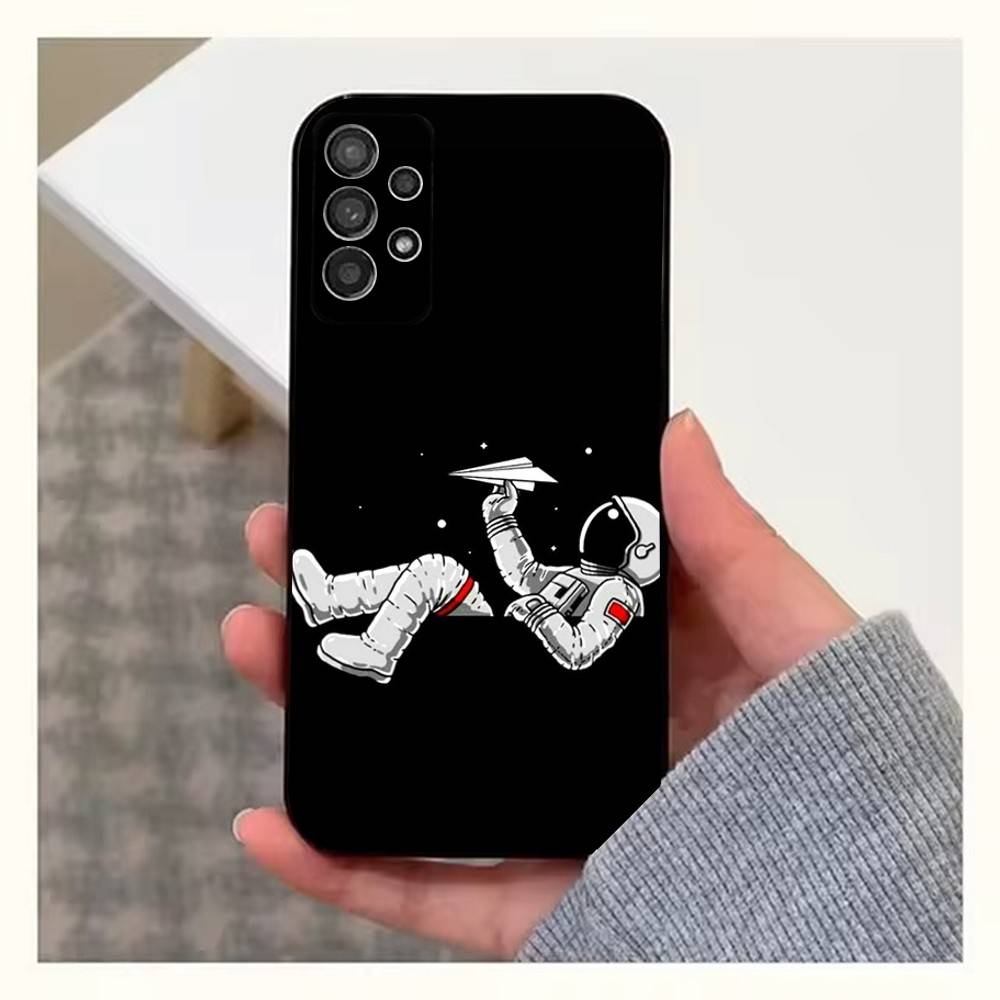 Cute Astronaut Phone For Samsung S22,S25,S24,S23,Ultra,FE,Plus,S21,S20,S10,S9,Lite,Soft Silicone Black