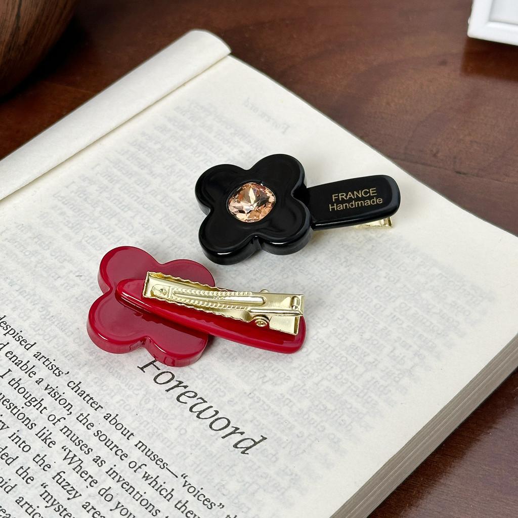 Floral Crafted Beautifully Mini Hair Clips With Sparkling Rhinestones For A Chic Daily Look