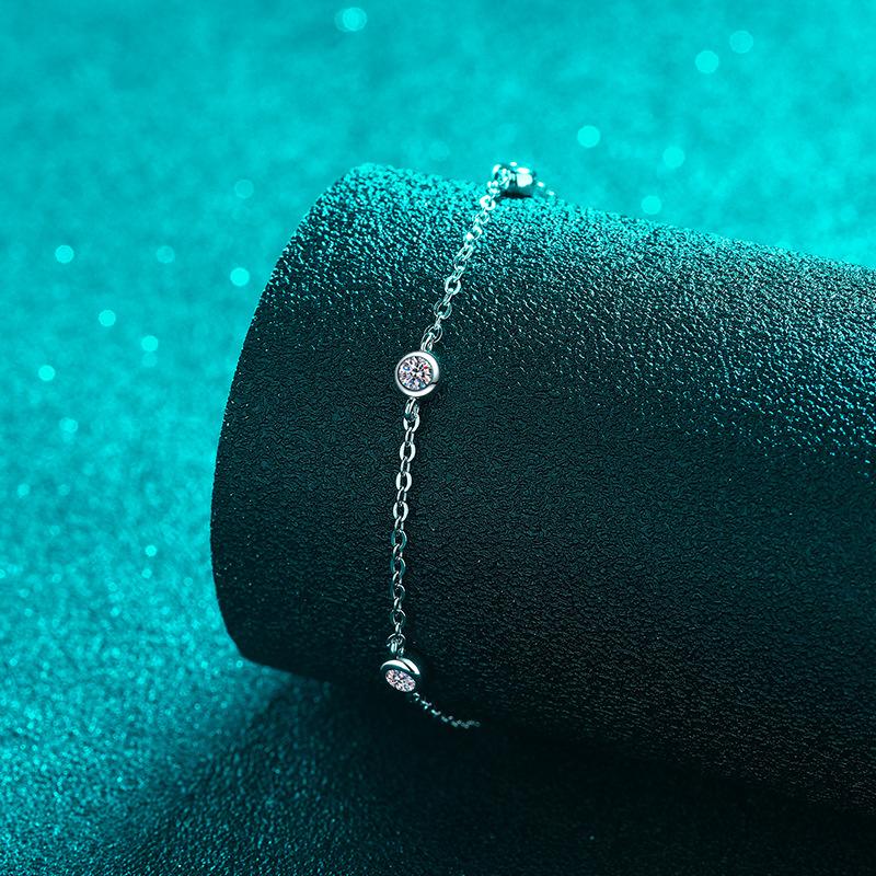 S925 Sterling Silver Plated PT950 Bubble Moissanite Bracelet Bracelet Simple Light Luxury Small Bracelet for Women Versatile