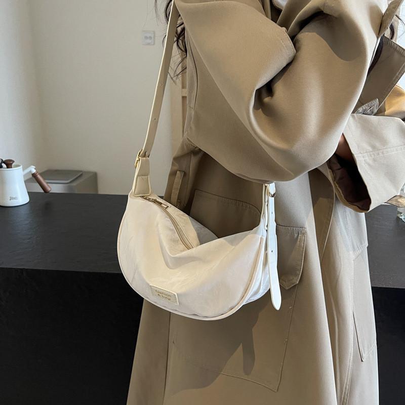 Elegant And Chic Pu Tote Bag For Women With Simple Design And Comfortable Shoulder Strap