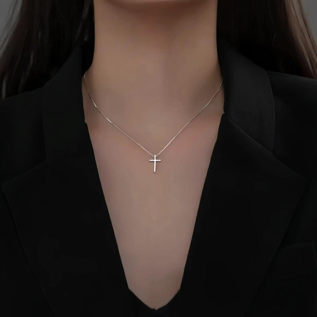 S925 sterling silver plated 14K gold cross pendant necklace men and women simple niche design box chain collarbone chain