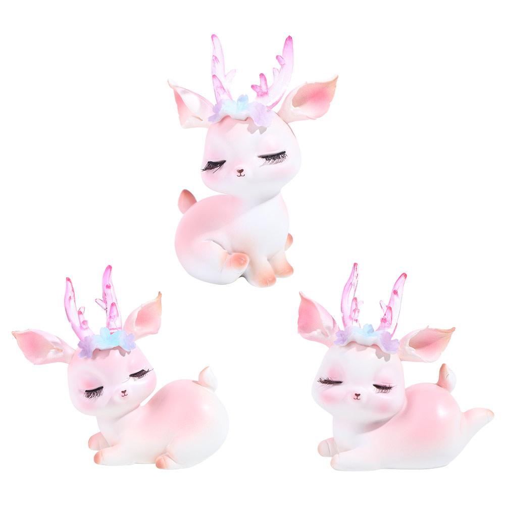 Kawaii Resin Pink Deer Ornament Mini Deer Birthday Cake Decor Baby Deer Doll Sculpture Bedroom