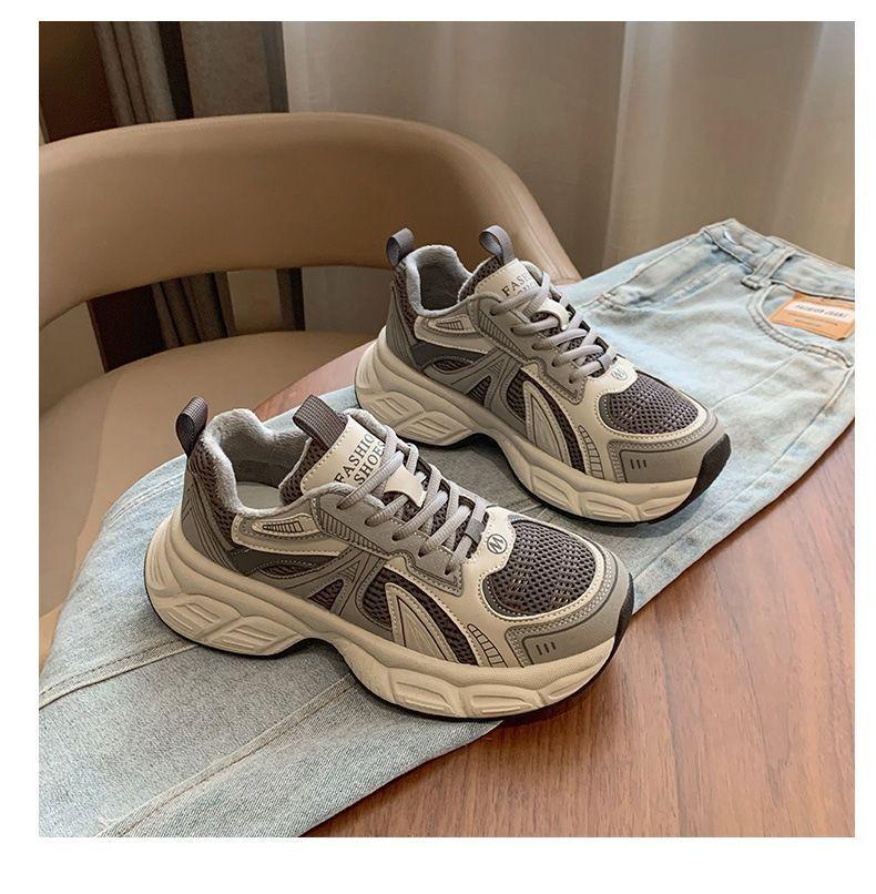 

Маленькая спортивная платформа папины кроссовки женские 2025 новые универсальные бархатные увеличивающие рост повседневные спортивные туфли 35 серый