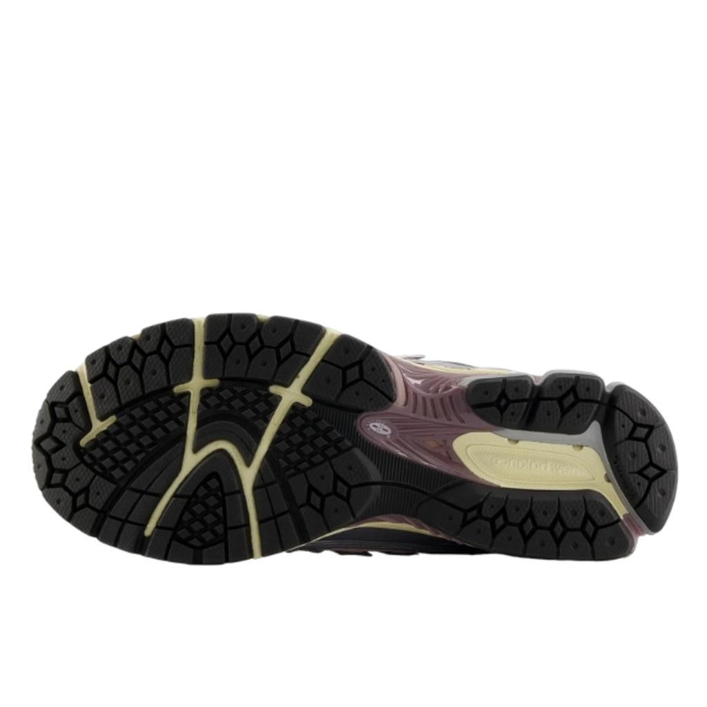 New Balance 1906R Rose Sugar Silver