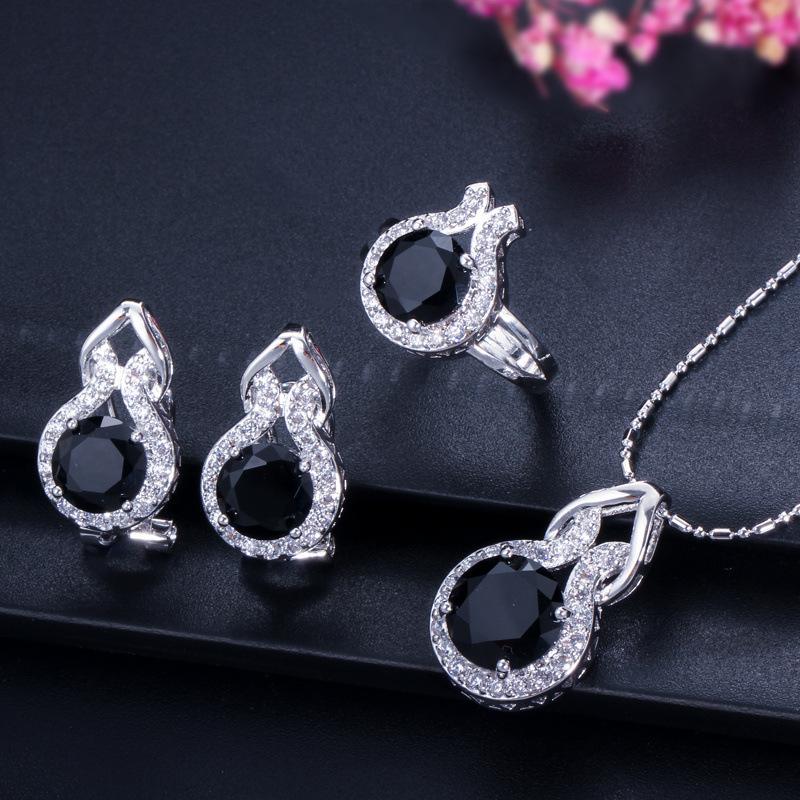 Jewelry Necklace Set, Simple Zircon Three-Piece Set.