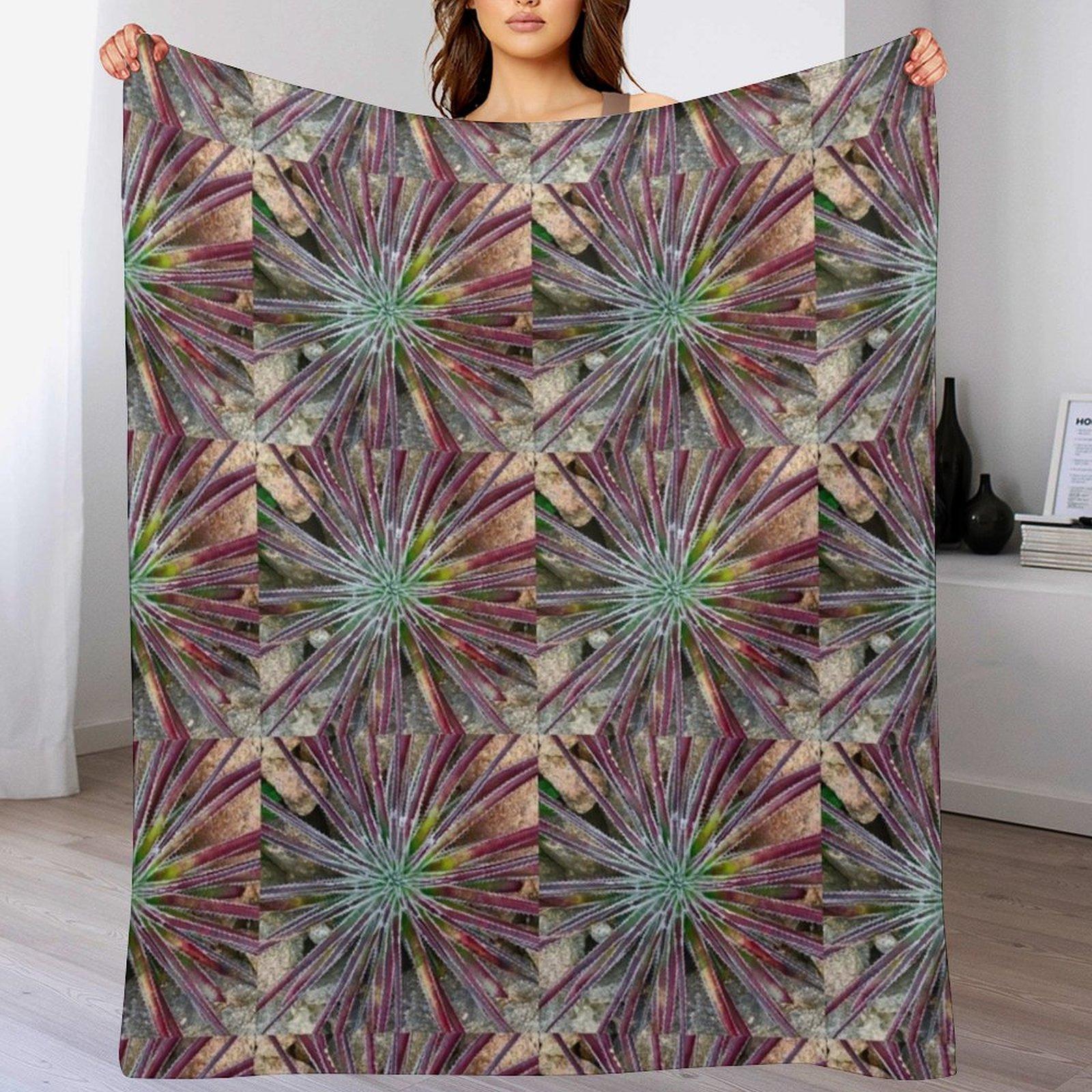 

Star Cactus Throw Blanket Elegant Warm Throw Blanket for Hotel Home 102x76cm(40x30in)