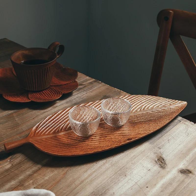 1pc Wood Tray For Serving Food Walnut Solid Wood Retro Tray For Food Bread Sushi Snack Plate Leaf Tea Tray Creative Multifunctional Wooden Plate for R