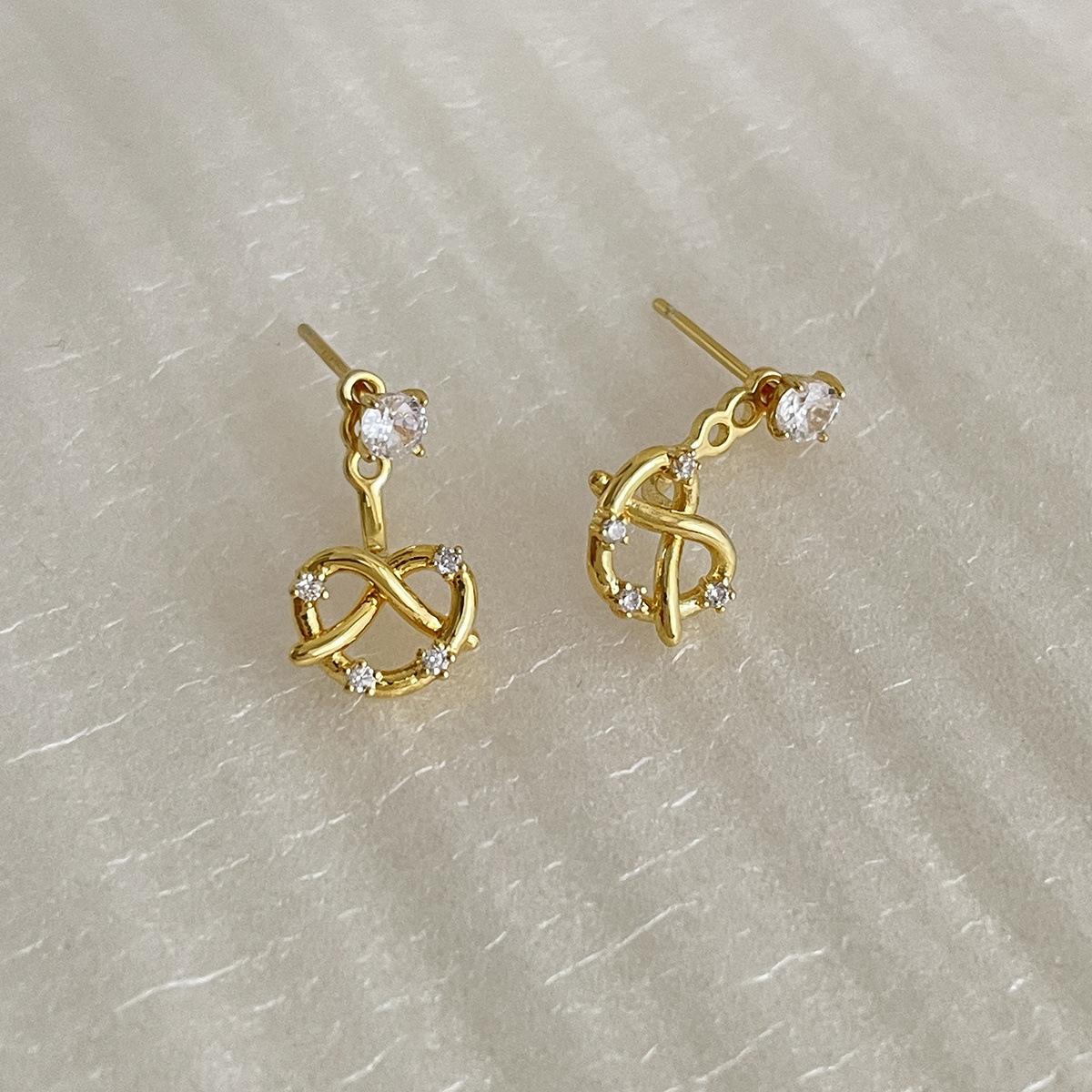 

Изысканный нишевый дизайн с подвеской сзади, серьги-гвоздики с эффектом щелочной воды, женские легкие роскошные серебряные серьги-иглы из циркония. 925 silver needle