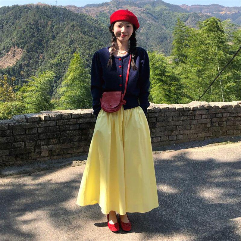 Women s Spring Two-Piece Set: Yellow High-Waisted Skirt & French Knit Cardigan Sweater S