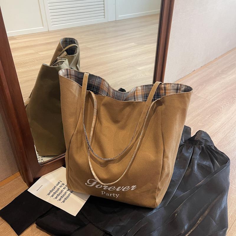 Large-capacity bag women's new autumn and winter college style plaid shoulder bag double-sided class commuter bag