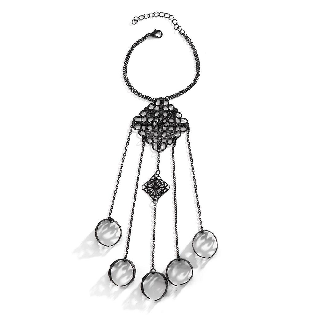 Gotycka Bransoletka na Palec z Koralikami w Kształcie Stożków i Chwostami