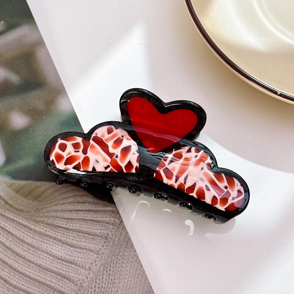 Elegant Retro Heart Hair Claw Clip In Stylish Acetate For Fashionable Women
