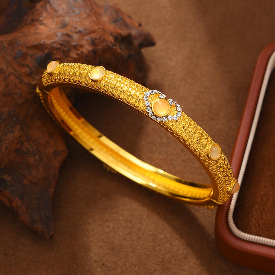 Sand Retro Point National Style Open Bracelet with Versatile Temperament